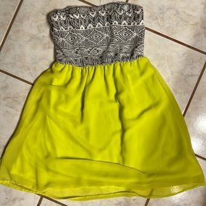 Xhileration size S cover up